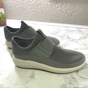 Ecco Shoes Soft 7 Runner Slip-On Sneaker